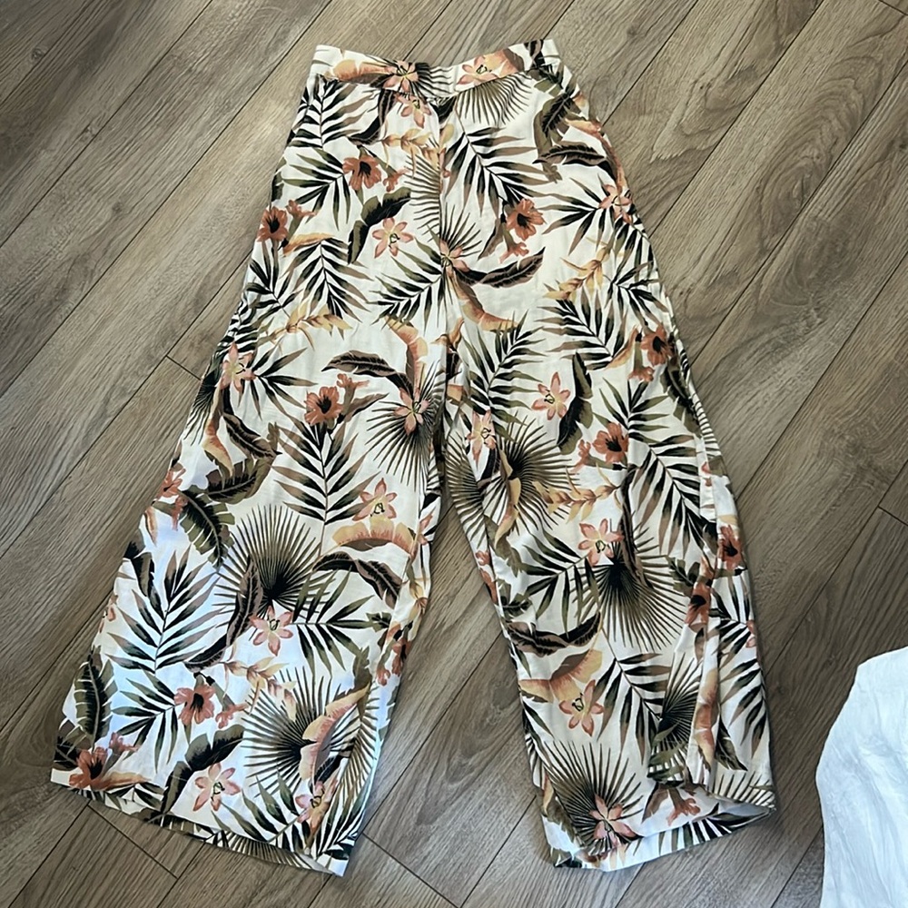 billabong flowy pants size xs